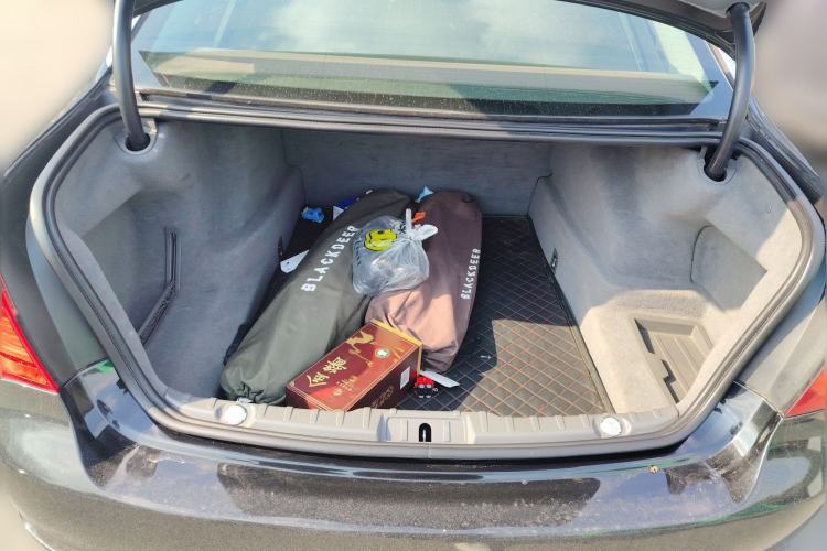 Used BMW 7 Series 2009 740Li Leading Model Trunk