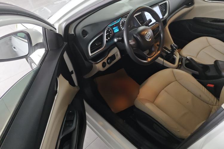 Used Buick GT 2015 15N Manual Entry-Level Trim