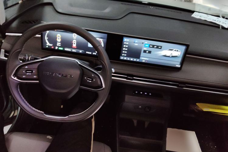 Used SAIC MAXUS Dajia 7 2024 Revised Version Super Hybrid Long-Range Edition Enjoyment Version
