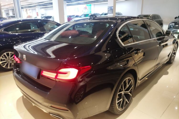 Used BMW 5 Series 2022 Restyled 530Li Luxury Edition M Sport Package Rear Right 45 Deg