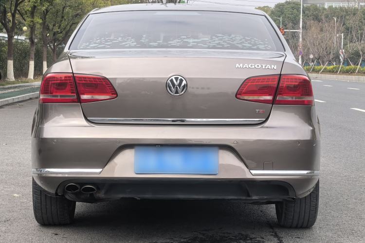 Used Volkswagen Magotan 2015 1.8TSI Advanced Model
