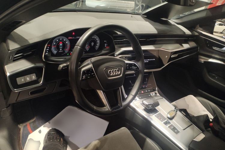 Used Audi A6L 2020 40 TFSI Luxury Dynamic Edition Center Console