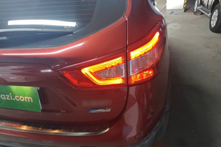 Used Nissan Qashqai 2016 2.0L CVT Luxury Edition
