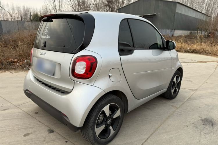 Used smart fortwo 2018 1.0L 52kW Hardtop Passion Edition China V Standard
