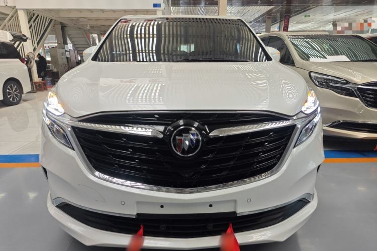 Used Buick GL8 2022 ES Landtrek 653T Luxury Edition
