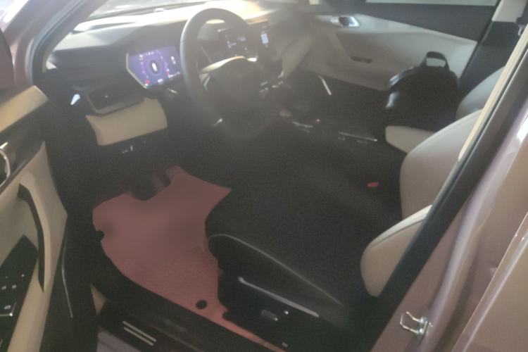 Used Lynk & Co 06 EM-P 2022 PHEV Shero Pink Special Edition