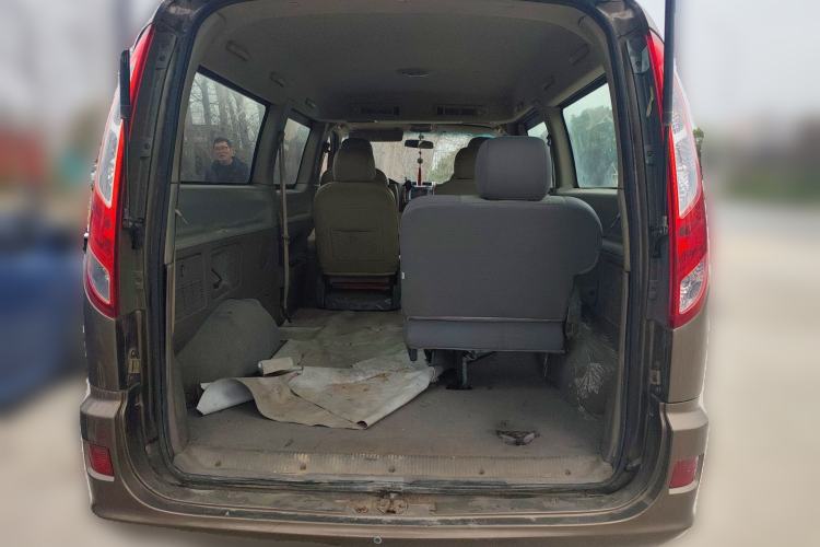 Used Foton MP-X E 2014 2.0L Wealth Express Classic Edition Basic Configuration with 4Gi-VVT
