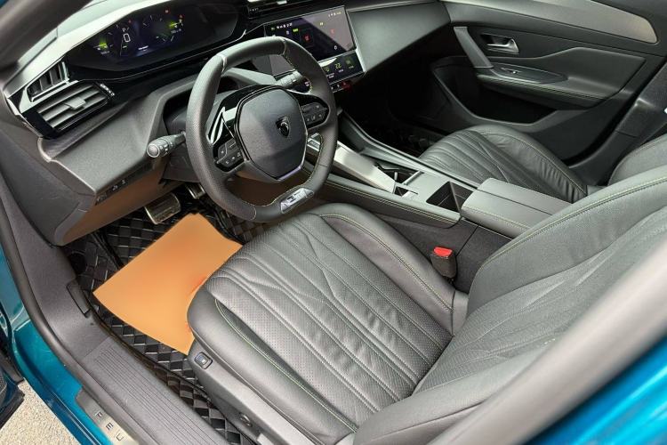 Used Peugeot 408X 2023 Boundary-Free Edition
