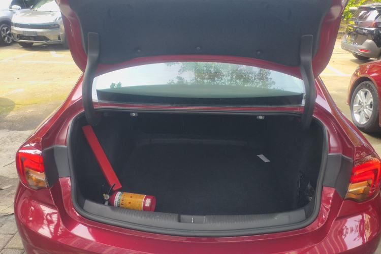 Used Buick Regal 2019 20T Elite Version China VI Standard Trunk