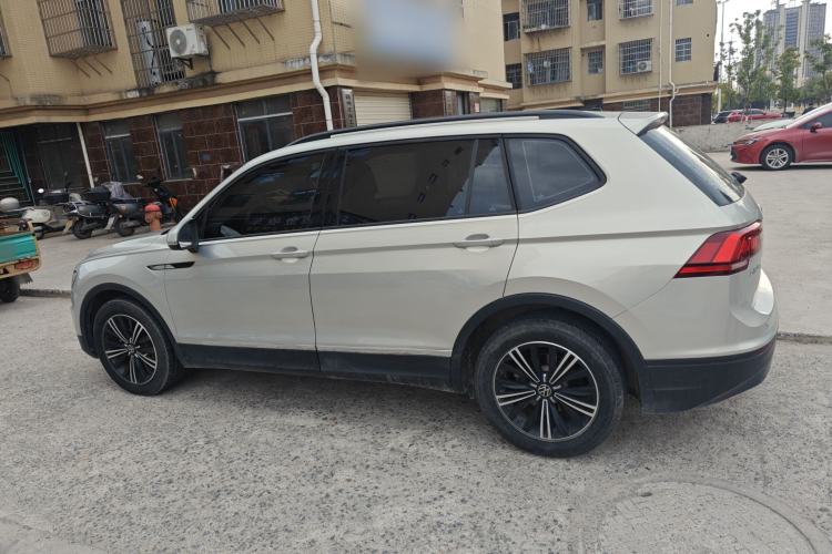 Used Volkswagen Tiguan L 2021 280TSI Automatic Two-Wheel Drive Comfort Edition – Low-Trim Version
