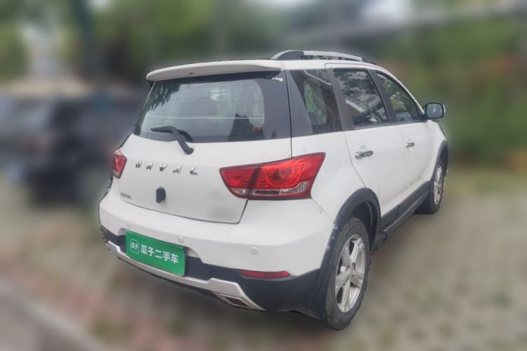 Used Haval H1 2017 Red-Label 1.5L AMT Luxury Model Exterior 5