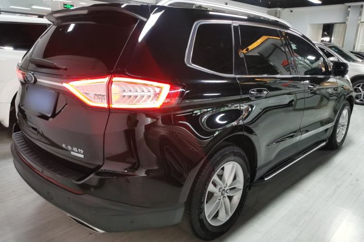 Used Ford Edge 2017 EcoBoost 245 Two-Drive Platinum Edition 5 Seats