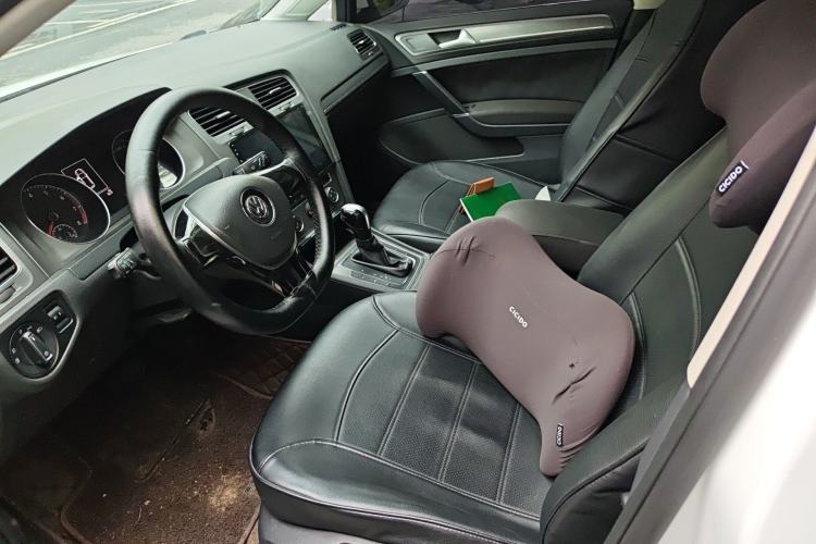 Used Volkswagen Golf 2014 1.4TSI Automatic Comfort Model Left Front Seat