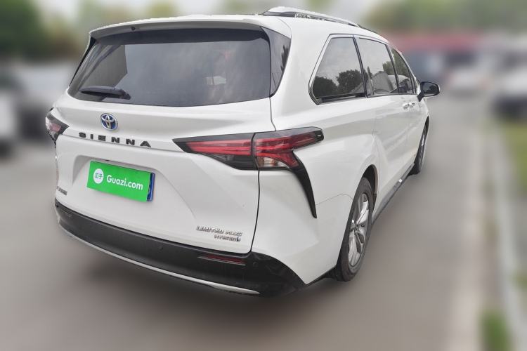 Used Toyota SIENNA 2021 2.5L Hybrid Ultimate Edition Rear Right 45 Deg