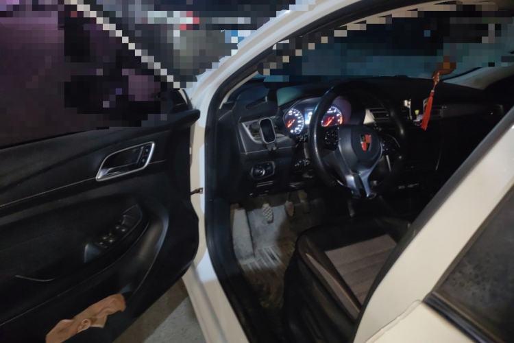 Used Roewe i5 2019 1.5L Manual 4G Connectable Langhao Edition Driver Seat