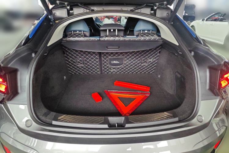 Used Lynk & Co 05 2020 2.0TD Two-Wheel Drive Shine Halo Trunk