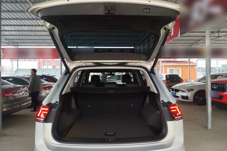 Used Volkswagen Tiguan L 2017 330TSI Automatic Two-Wheel Drive Flagship Edition