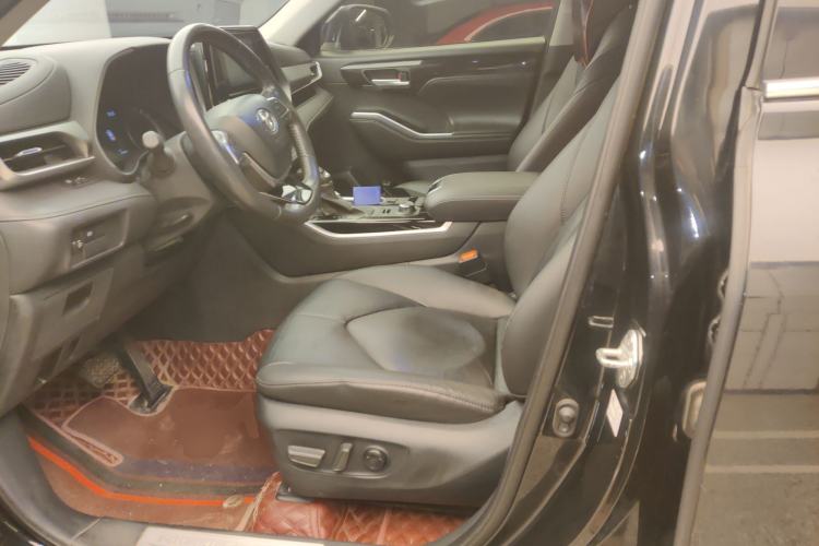 Used Toyota Highlander 2022 380T 4x4 Luxury Edition 7 Seats
