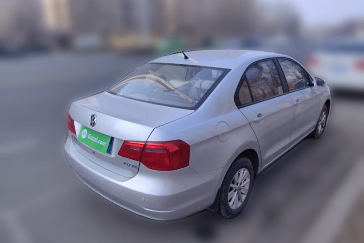 Used Volkswagen Jetta 2013 1.6L Manual Fashion Edition