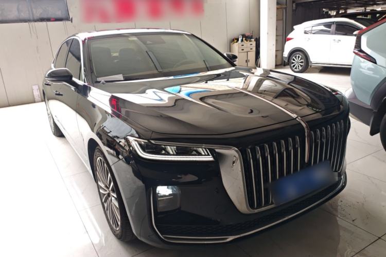 Used Hongqi H9 2020 2.0T Smart Connect Flagship Edition Front Right 45 Deg