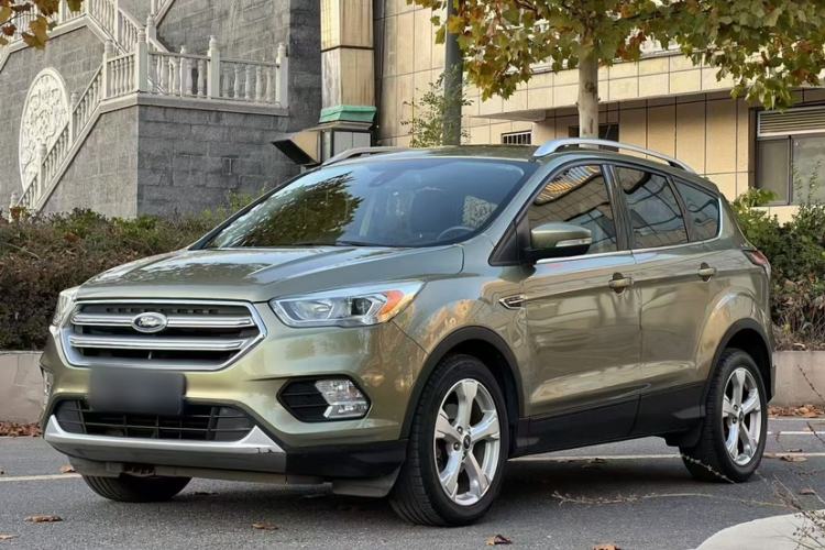 Used Ford Kuga 2017 EcoBoost 180 Two-Wheel-Drive Platinum Edition