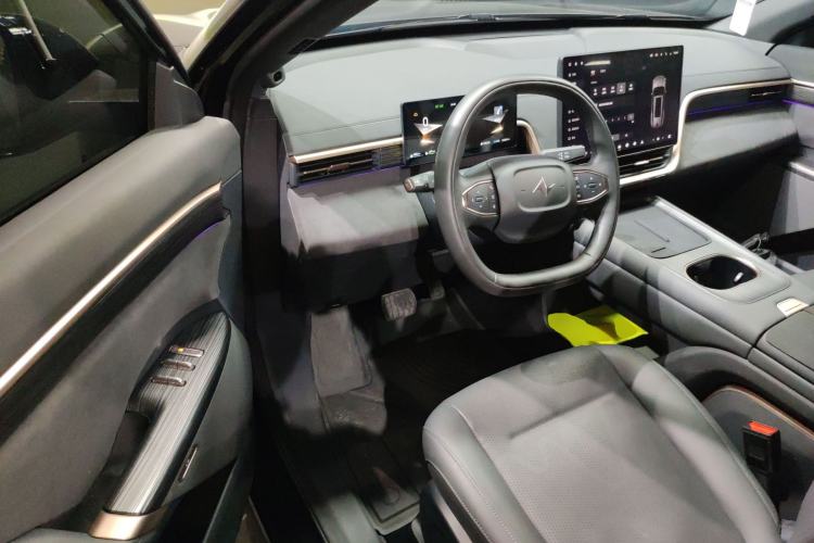 Used Dongfeng eπ eπ008 2025 210 Ultra Smart Drive Version 6 Seats Driver Seat