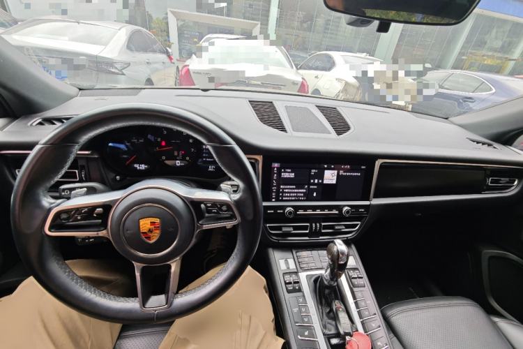 Used Porsche Macan 2020 Macan 2.0T Center Console