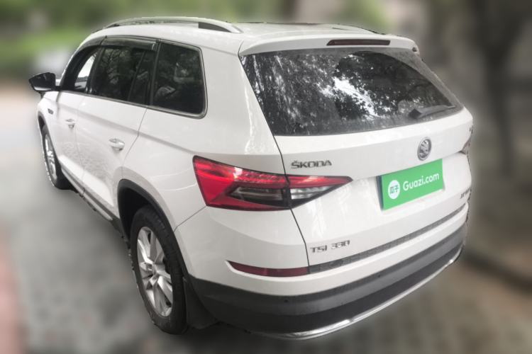 Used Skoda Kodiaq 2017 TSI330 7-Seater Two-Wheel-Drive Luxury Edition Rear Left 45 Deg