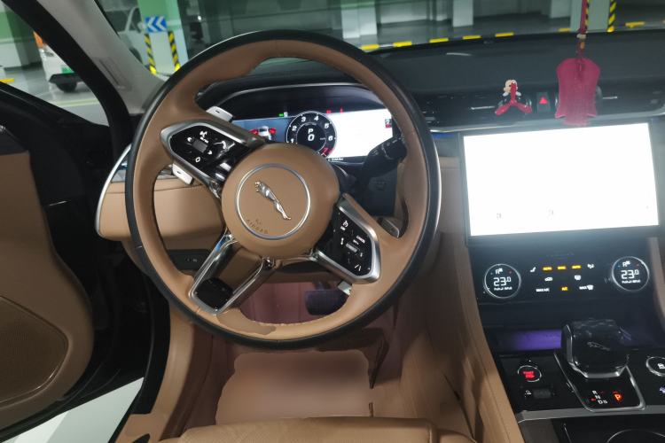 Used Jaguar XFL 2022 XFL 2.0T P250 Two-Wheel-Drive Prestige Luxury Edition
