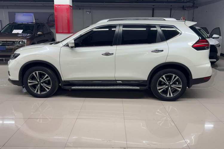 Used Nissan X-Trail 2019 2.5L CVT Smart Connect Luxury Edition 4WD