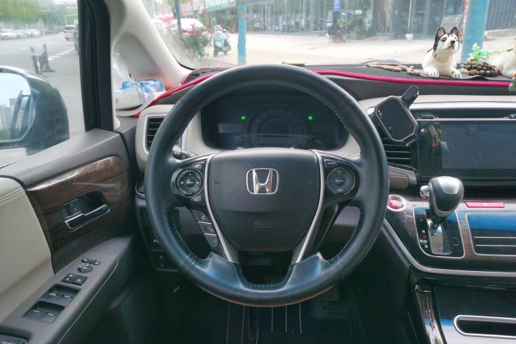 Used Honda Odyssey 2015 Updated Version 2.4L Smart Edition Steering Wheel