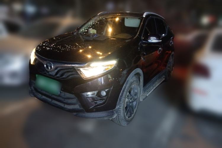 Used Soueast DX7 2015 1.5T Automatic Prestige Model
