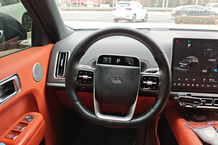 Used Li Auto L8 2023 Pro Model
