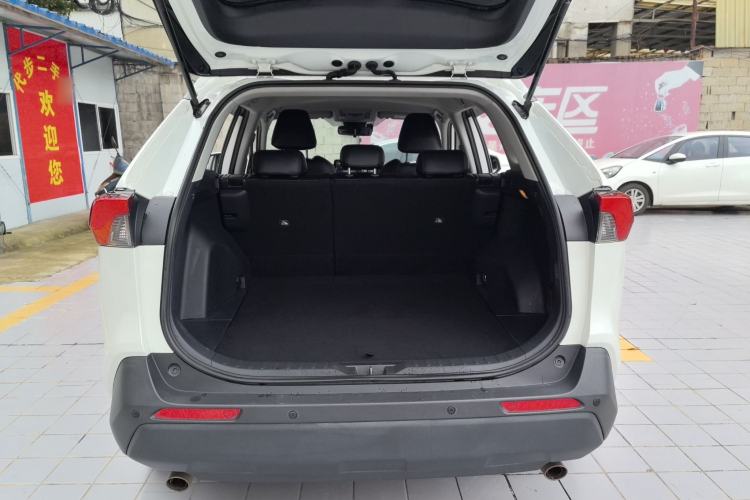 Used Toyota RAV4 2020 2.0L CVT Two-Wheel Drive Urban Edition Trunk