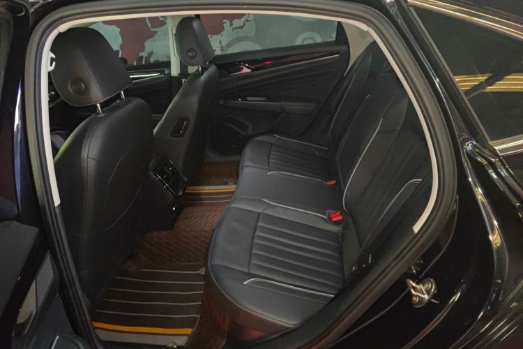 Used Volkswagen Passat 2022 330TSI Elite Edition Custom Version