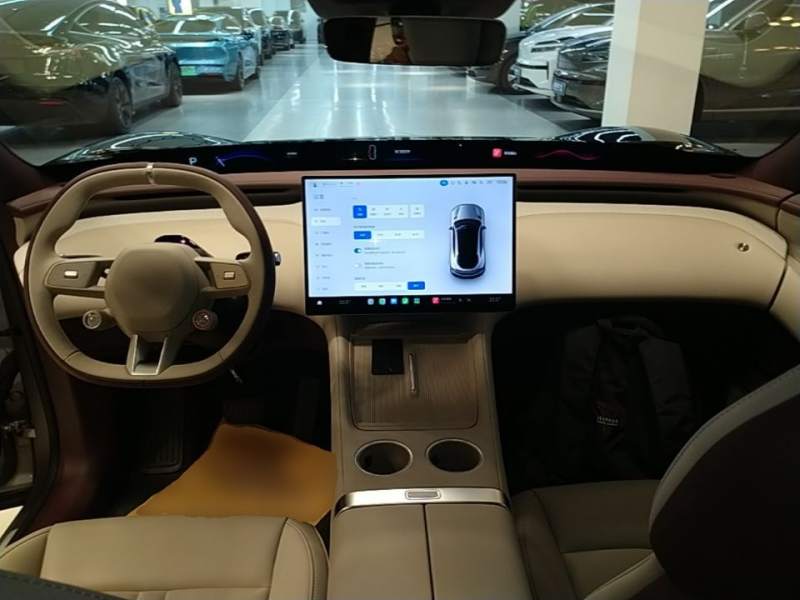 Used Xiaomi Auto YU7 2025 Ultra-Long Range All-Wheel Drive Pro Version — 9