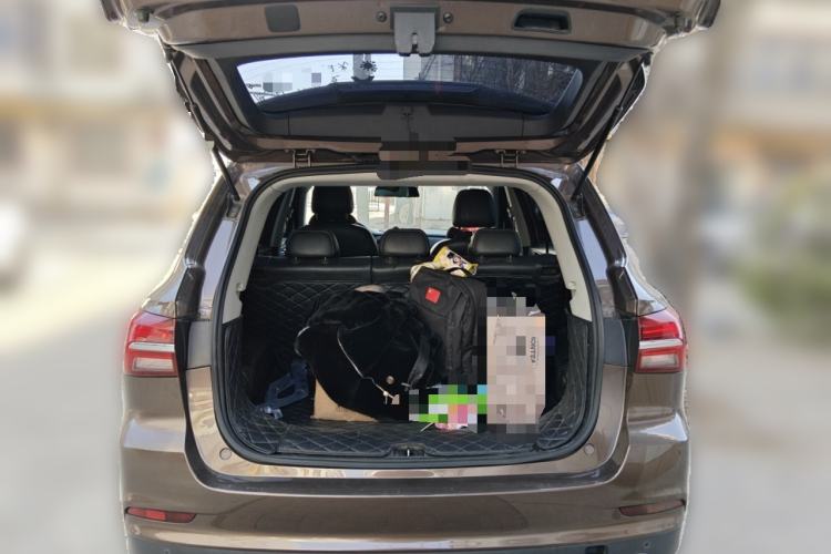 Used Roewe RX5 2016 20T Two-Wheel Drive Automatic Internet Smart Edition
