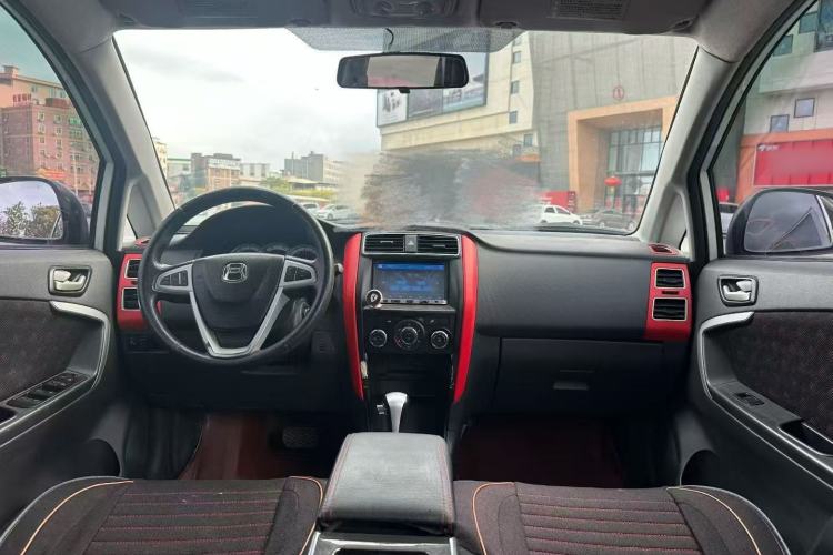 Used Suzuki Liana A6 2014 Hatchback 1.5L Automatic Ideal Model Center Console