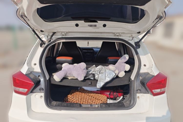 Used BAIC New Energy EC 2017 EC200 Dynamic Edition Trunk