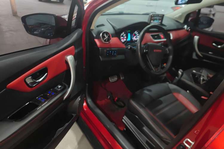 Used Haval H1 2015 1.5L AMT Luxury Model