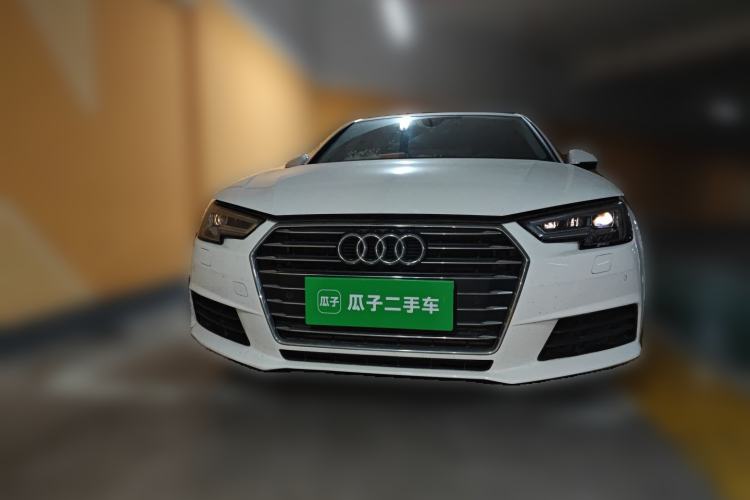 Used Audi A4L 2017 40 TFSI Ambition Edition