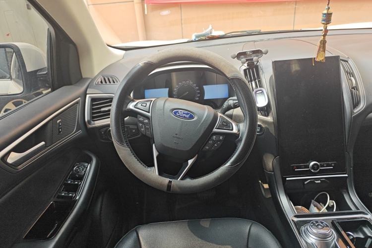 Used Ford Edge 2020 EcoBoost 245 Two-Wheel-Drive Platinum Edition 5 Seats
