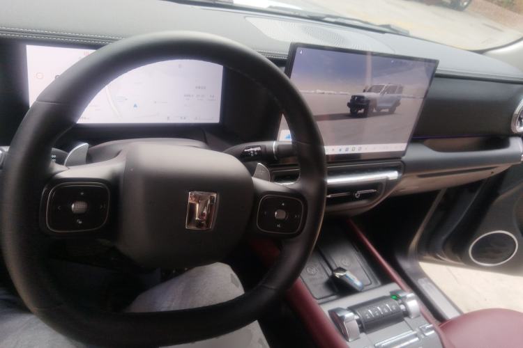 Used Tank 300 2025 2.4T Diesel Version Center Console