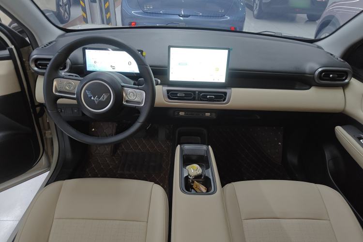 Used Wuling Bingo PLUS 2024 401 km Range 5-Seater Version
