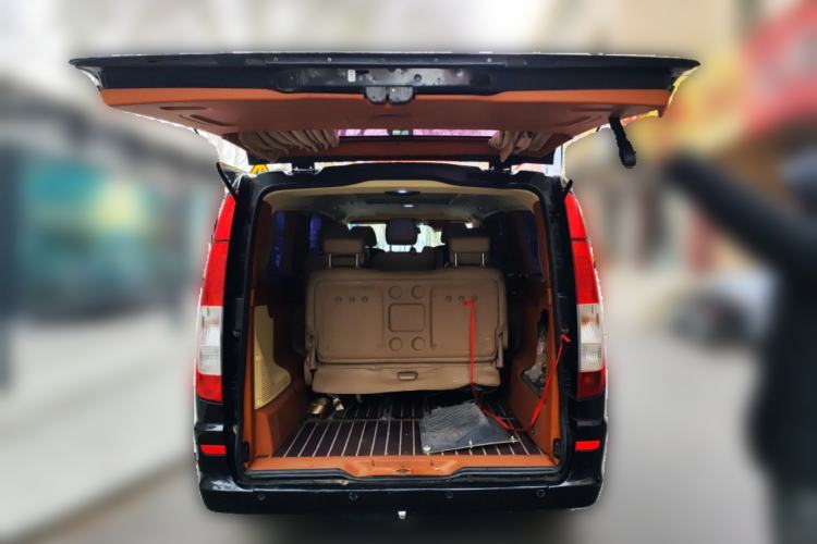 Used Mercedes-Benz Vito 
