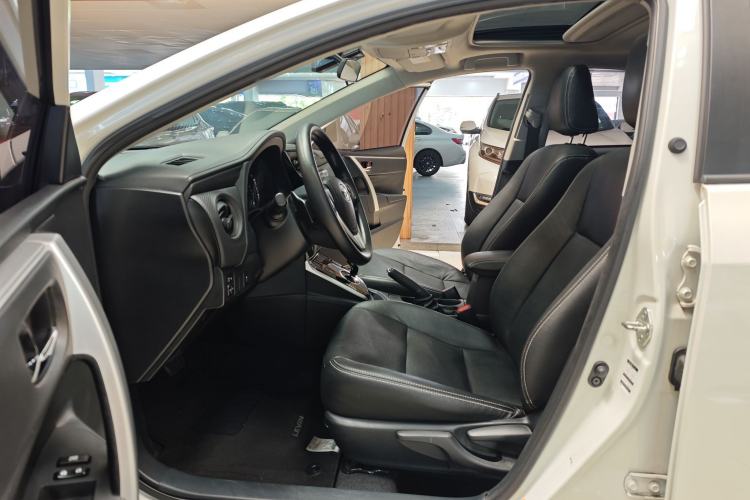 Used Toyota Levin 2017 Revised Dual-Engine 1.8H GS E-CVT Elite Sunroof Version China V Standard