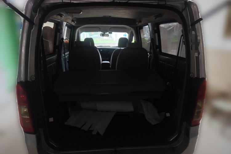 Used Wuling Rongguang V 2018 1.5L Standard Version Trunk