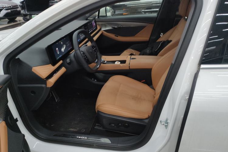 Used VOYAH PASSION 2024 PHEV Four-Wheel Drive Ultra-Long Range Flagship Model Left Front Seat