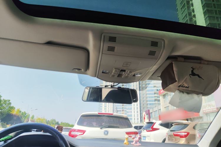 Used Volkswagen T-ROC 2019 280TSI DSG Two-Wheel Drive Comfort Version China VI Standard
