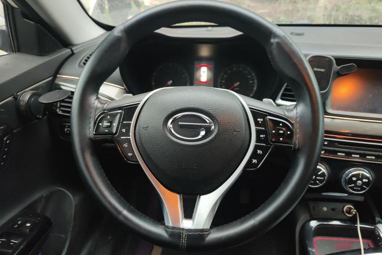 Used GAC Trumpchi GA6 2015 1.8T DCT Luxury Navigation Model Steering Wheel